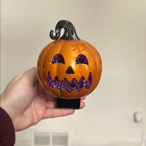 Bath & Body Works: Halloween Pumpkin Wall Plug-In